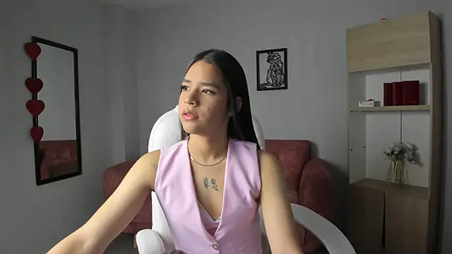 Alice23jones online show from 03.15.25