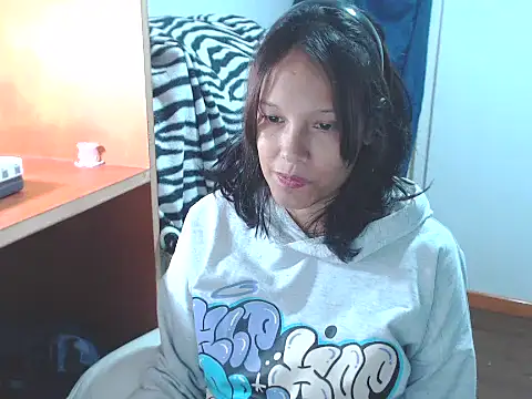 home vlak online show from 04.19.26