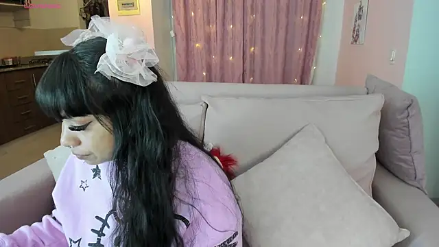 zoesullivan online show from 01.13.25