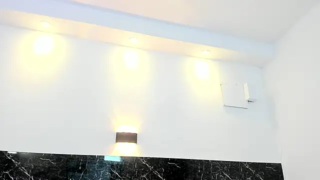 Juliabadlee online show from 03.08.25