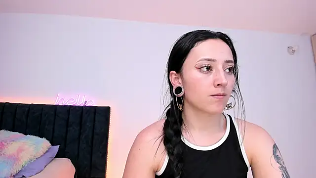 liaqueen610 online show from 02.22.25