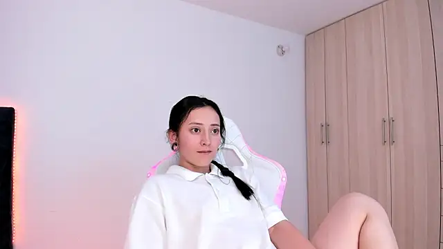 liaqueen610 online show from 03.01.25