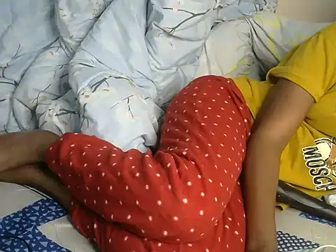 Snapshot of StacyGee24 chatting on 11.05.25 StacyGee24 online show from 11.05.25