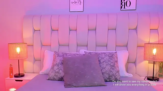 SkinnyFoxy online show from 04.02.26