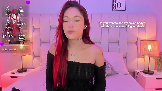Snapshot of SkinnyFoxy chatting on 04.18.26 SkinnyFoxy online show from 04.18.26