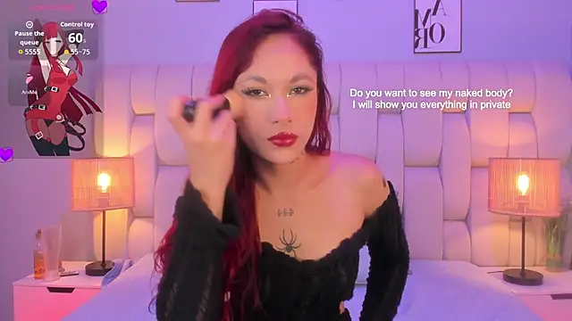 Snapshot of SkinnyFoxy chatting on 05.09.26 SkinnyFoxy online show from 05.09.26
