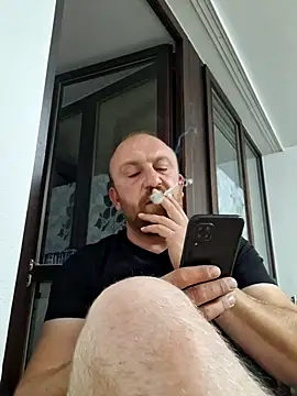 Snapshot of Bozok1906 chatting on 10.10.25 Bozok1906 online show from 10.10.25