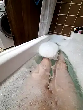 Snapshot of Bozok1906 chatting on 10.21.25 Bozok1906 online show from 10.21.25