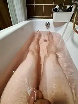 Snapshot of Bozok1906 chatting on 11.04.25 Bozok1906 online show from 11.04.25