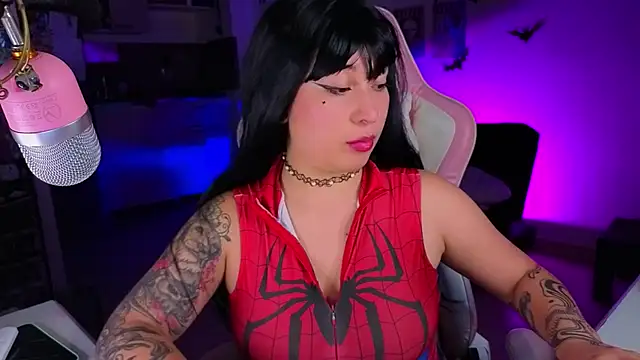 Snapshot of FernandaOrtegaaa chatting on 11.23.25 FernandaOrtegaaa online show from 11.23.25