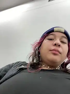 Snapshot of FernandaOrtegaaa chatting on 11.27.25 FernandaOrtegaaa online show from 11.27.25