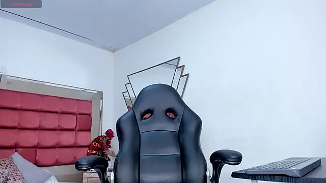 BarbaraKnox  online show from 12.31.24