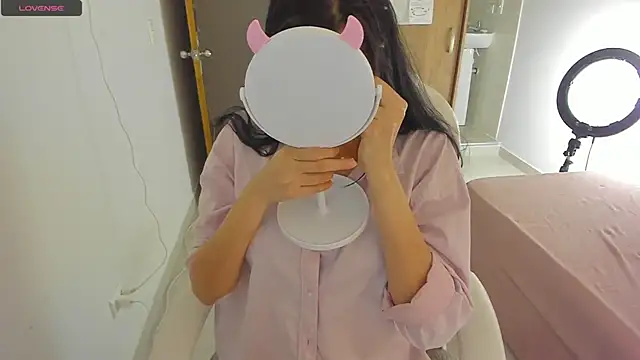 misstoya online show from 02.12.25