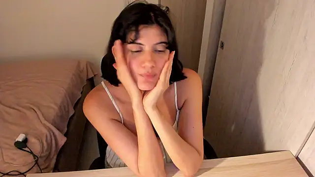 misstoya online show from 06.18.26