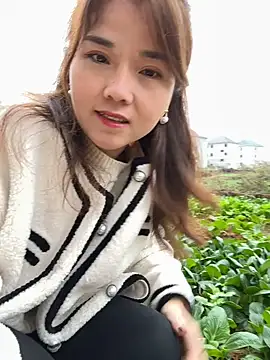 Efangfang online show from 12.07.24