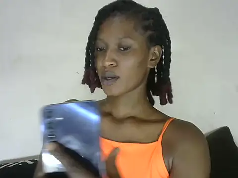 Pretty-emmie online show from 02.27.25