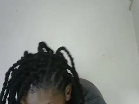 Pretty-emmie online show from 02.28.25