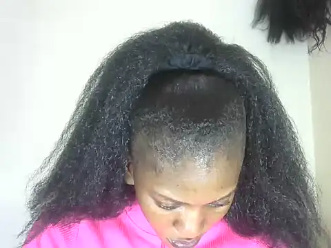 Pretty-emmie online show from 09.12.25