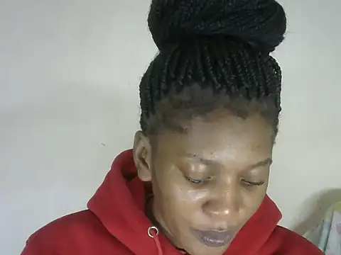 Pretty-emmie online show from 10.02.25