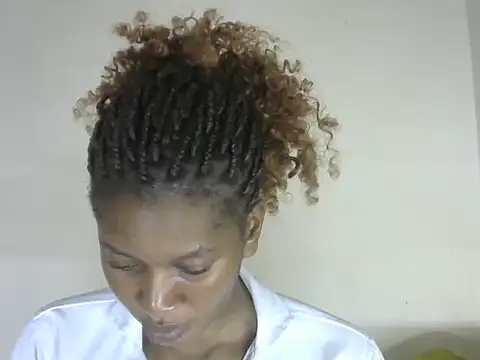 Pretty-emmie online show from 10.12.25