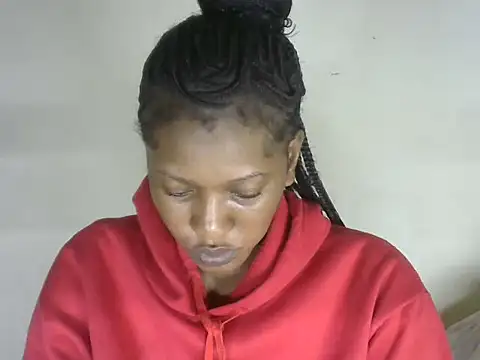 Pretty-emmie online show from 10.30.25