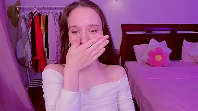 StaceySunny online show from 02.08.26