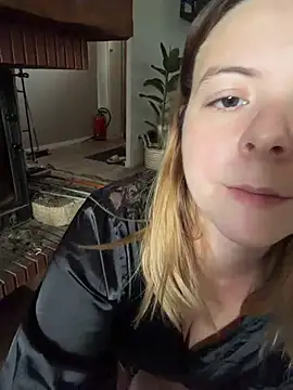 Nina blain online show from 12.05.25