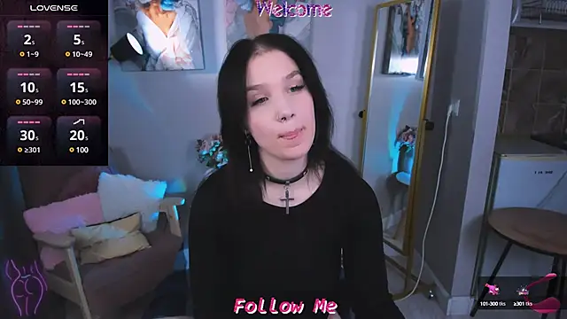 Snapshot of Lia_xxGirl chatting on 12.12.24 Lia xxGirl online show from 12.12.24