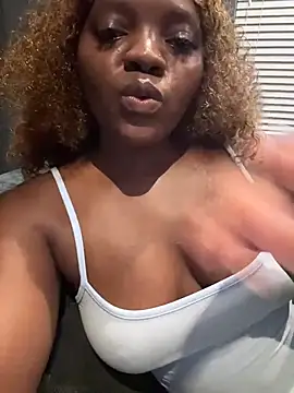 Bootylexy22 online show from 10.05.25