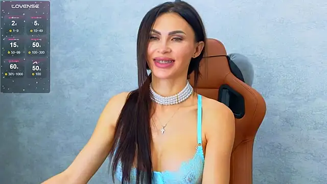 Snapshot of KimDavisBaby chatting on 10.04.25 KimDavisBaby online show from 10.04.25