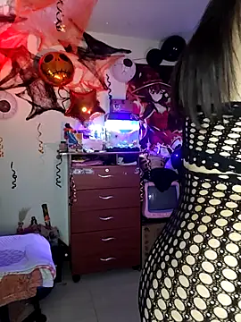 Snapshot of Bonnye_star chatting on 10.03.25 Bonnye star online show from 10.03.25