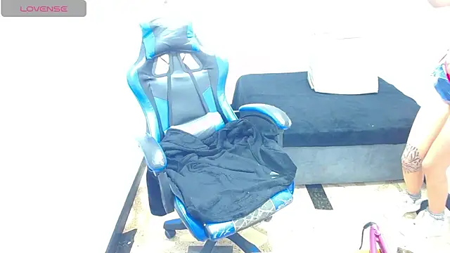 Bonnye star online show from 12.20.25