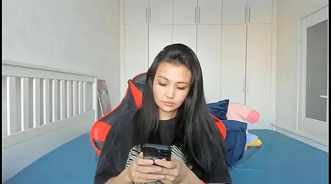 Missykitty01 online show from 01.15.25