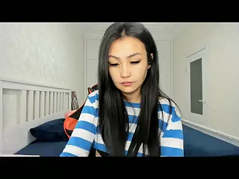 Missykitty01 online show from 10.23.25