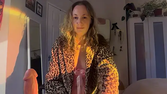 Littlelolo60 online show from 02.05.26