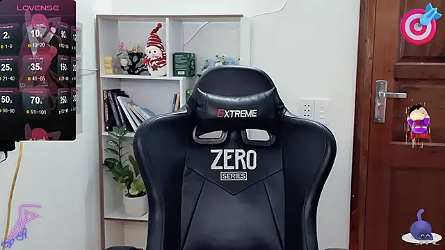 Snapshot of _Nana_20 chatting on 02.19.25  Nana 20 online show from 02.19.25