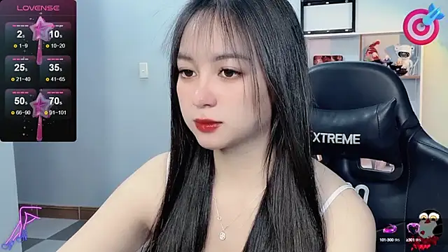 Snapshot of _Nana_20 chatting on 03.18.25  Nana 20 online show from 03.18.25