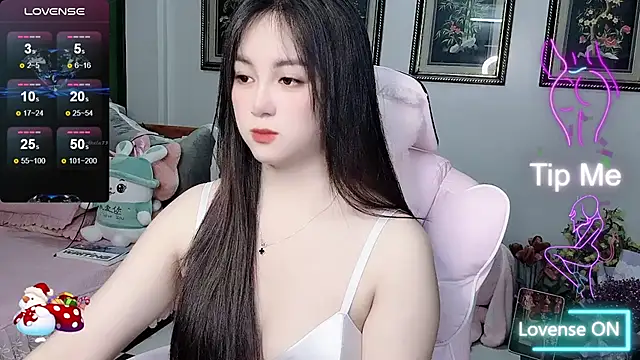 Snapshot of _Nana_20 chatting on 10.20.25  Nana 20 online show from 10.20.25