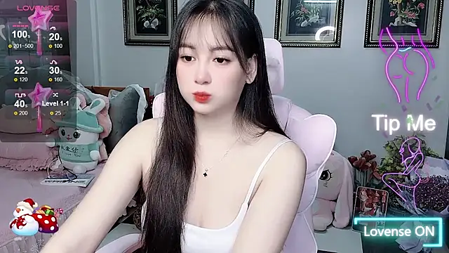 Snapshot of _Nana_20 chatting on 10.29.25  Nana 20 online show from 10.29.25