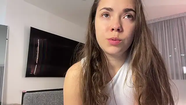 Mika Miller online show from 05.05.26