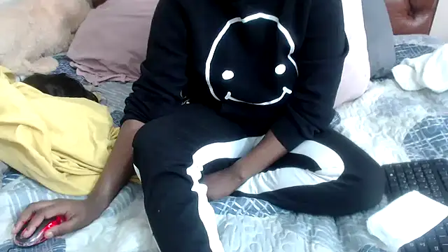 Snapshot of AnalFreakGoddes chatting on 02.19.25 AnalFreakGoddes online show from 02.19.25