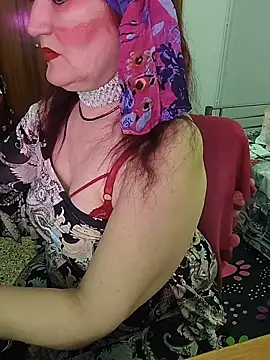 Snapshot of SabrinaXlovess chatting on 04.21.26 SabrinaXlovess online show from 04.21.26