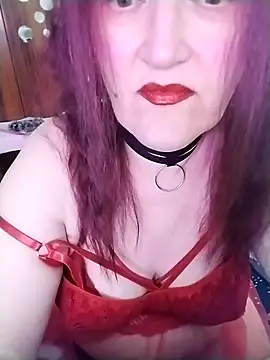 Snapshot of SabrinaXlovess chatting on 05.18.26 SabrinaXlovess online show from 05.18.26