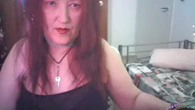 Snapshot of SabrinaXlovess chatting on 05.25.26 SabrinaXlovess online show from 05.25.26