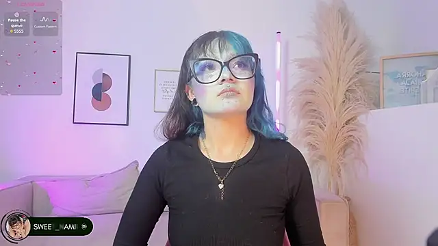 Sweet Namii online show from 11.24.25