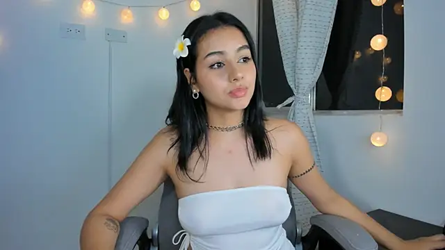 julia strauns online show from 12.03.24