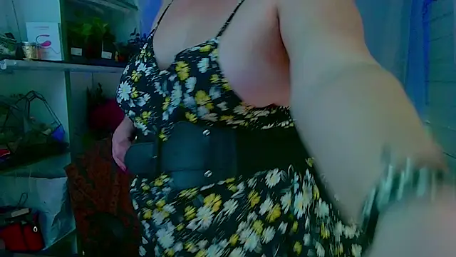 Snapshot of _Cloud_Atlas_ chatting on 01.26.25  Cloud Atlas  online show from 01.26.25