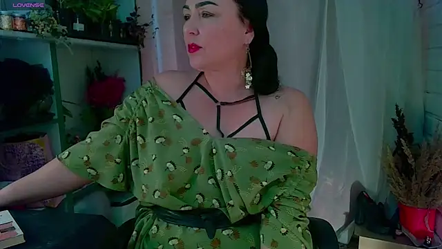 Snapshot of _Cloud_Atlas_ chatting on 02.14.25  Cloud Atlas  online show from 02.14.25