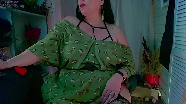 Snapshot of _Cloud_Atlas_ chatting on 02.14.25  Cloud Atlas  online show from 02.14.25