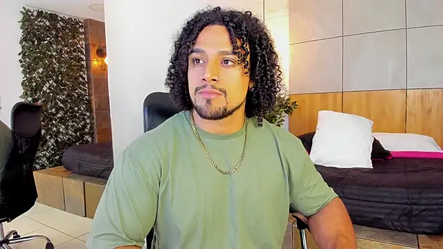 MikeEstevess online show from 03.04.25